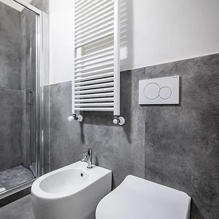 Apartment Yd Romito Design *