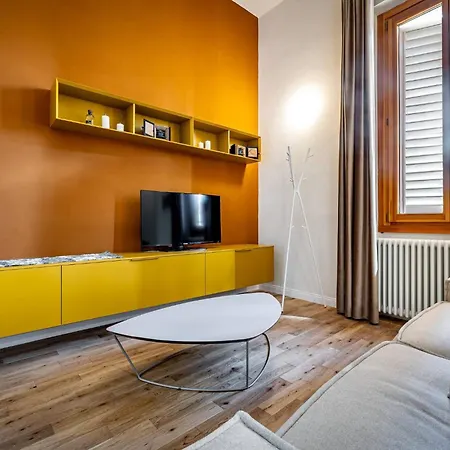 Apartman Yd Romito Design *